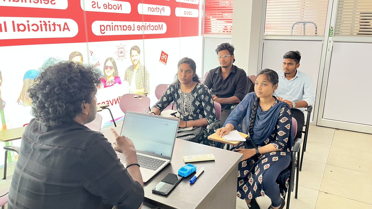 credosystemz's tweet image. நீங்களும் 𝗙𝘂𝗹𝗹𝘀𝘁𝗮𝗰𝗸 𝗖𝗼𝘂𝗿𝘀𝗲 படிக்கணுமா?
இப்பவே 𝗲𝗻𝗿𝗼𝗹𝗹 பண்ணுங்க
𝗔𝗱𝘃𝗮𝗻𝗰𝗲 𝗧𝗲𝗰𝗵𝗻𝗼𝗹𝗼𝗴𝘆 | 𝗘𝗮𝘀𝘆 𝘁𝗼 𝘂𝗽𝗴𝗿𝗮𝗱𝗲 | 𝗛𝗶𝗴𝗵 𝗦𝗮𝗹𝗮𝗿𝘆 𝗣𝗮𝗰𝗸𝗮𝗴𝗲
 #FullstackProgram #Fullstack #Frontend #Backend #Angular #React #ITCareer #TechEducation