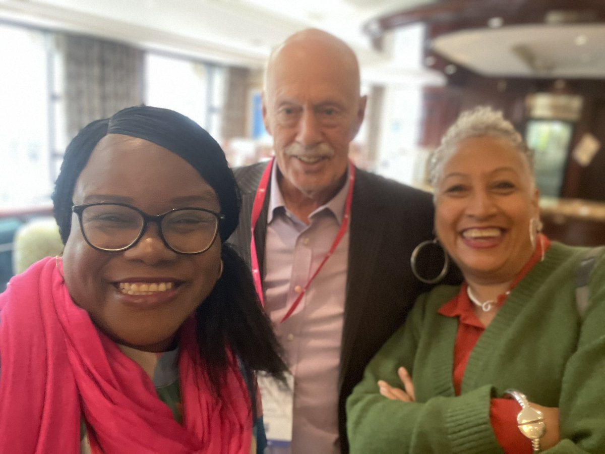 BJ_Thompson1's tweet image. Still at #HPMA2024 caught a selfie 🤳 with two of my favs @rogerkline  @JWmusesthis