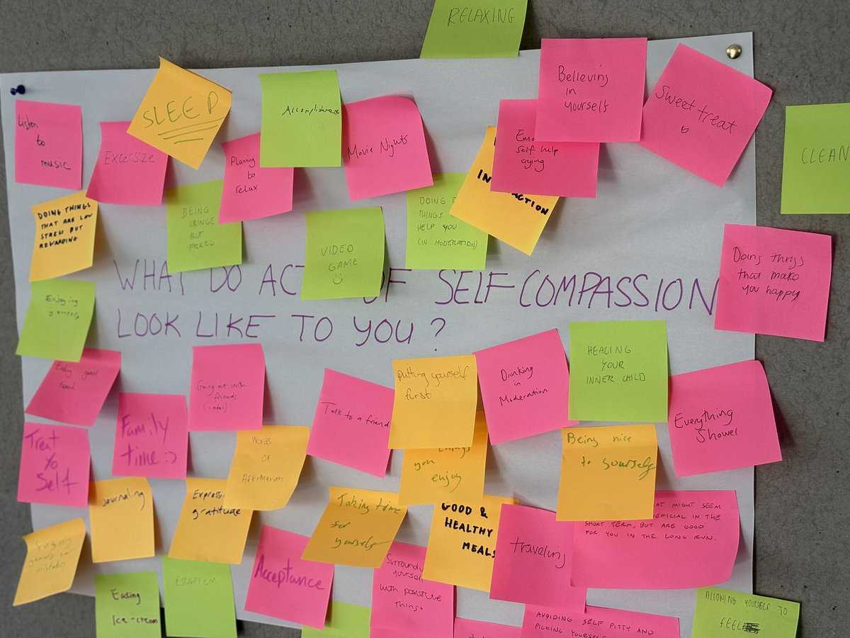 peg's tweet image. Building habits of self-compassion workshop led by The Firefly Project with @DJCAD Product and Experience Design students off to a great start so far. Sign up below to hear about their ideas this afternoon at 3.30pm as part of the @adascot festival ada.scot/online-buildin…