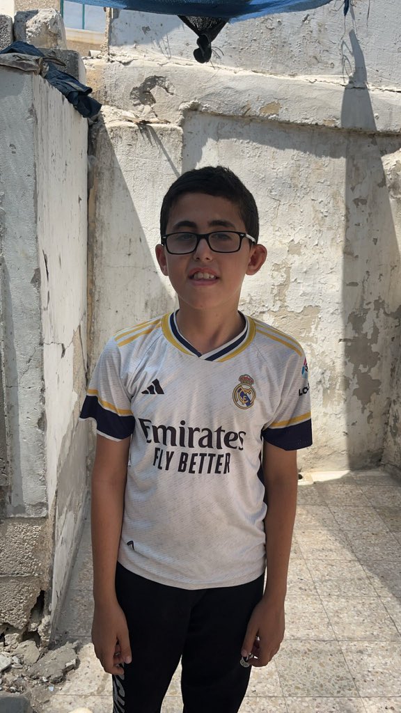 Mo7mmd30's tweet image. I BEG U DONT SKIP FOR IMPORTANCE!!

My bro Amir JUST 12Y.O! ,his hair is starting to turn white, Whenever Amir hears the sound of bombing, he gets scared and starts crying, saying:“I dont want all of my hair to turn white”

HELP ME EVACUATE AMIR FROM GAZA

gofund.me/a6175c89