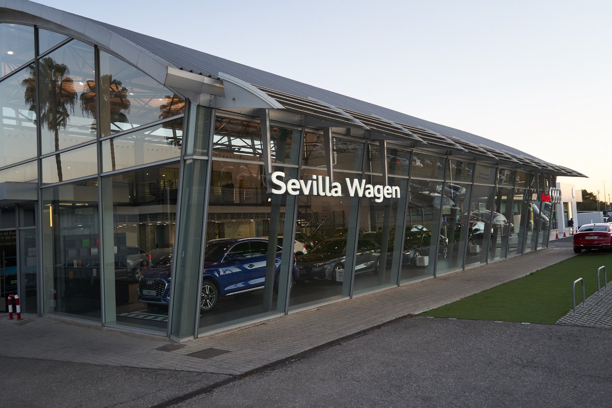 ClickOffMedia's tweet image. Espectaculares instalaciones de  @SevillaWagen para recibir a Radio Marca Sevilla @rmarcasevilla