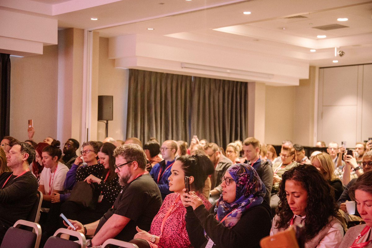 clockworkmed's tweet photo. We’re excited to kick off the sold-out #LACTIC2024 in Leeds! The day started with a welcome from Convenor James Sira, followed by insightful talks from James O'Neill on Infective Endocarditis &amp; Dr. Laura Burke on Acute Liver Failure. Stay tuned! @LACTICconf #MedEd #MedTwitter https://t.co/x7NCDiS9rk