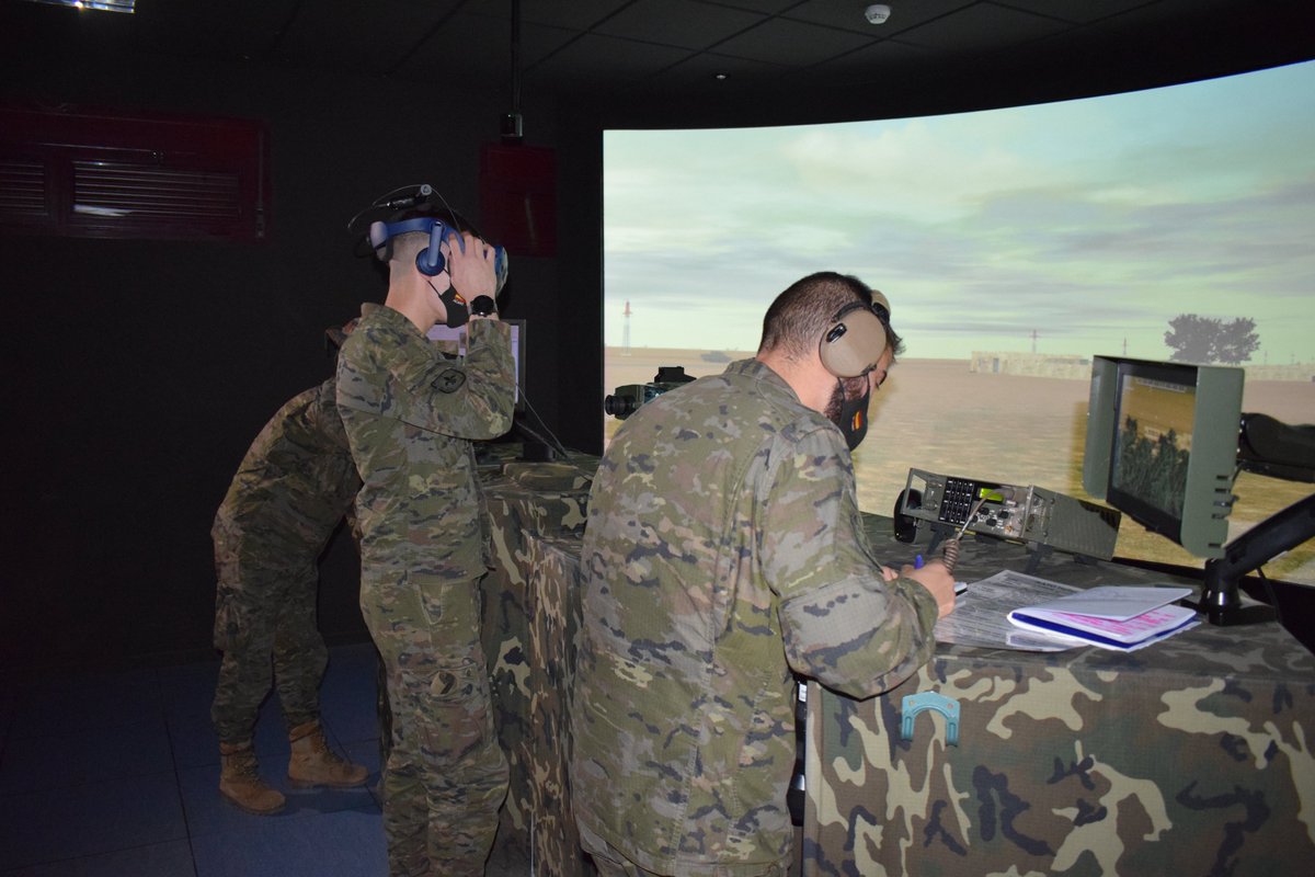 ➡️En esta edición de Foro Ejército 2E+I participamos en una demostración de la interoperabilidad de nuestro simulador #SIMACA y el del helicóptero Tigre de <a href="/IndraCompany/">Indra</a>.

ℹ️ Más información: grupooesia.com/noticias/indra…