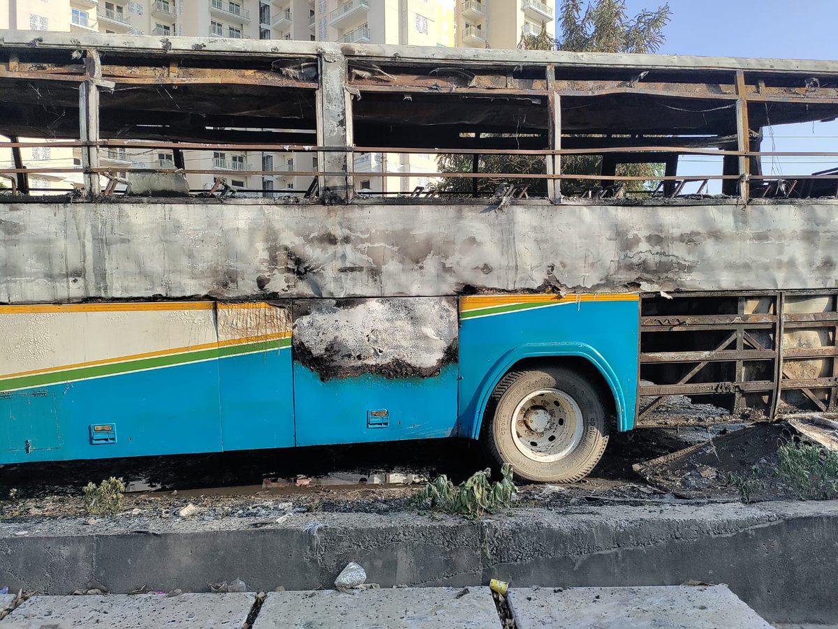 amit_amitapuin's tweet photo. @dmgbnagar VISHWA BHARTI SCHOOL PLAYING WITH INOCENT Life's. Sir please intervene in this matter . School is just playing with kids life. Several times requested to change the buses but in return they are just hiking the fees nothing else https://t.co/wBBV9nvb5Q