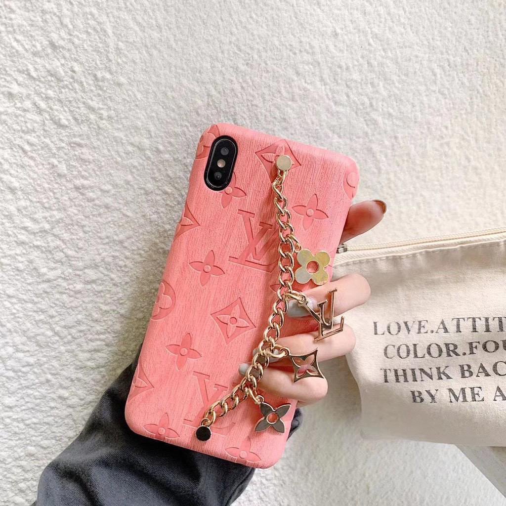 hakkaesthete's tweet image. 🐻[REKOMENDASI CASE HP]🐻
Definisi cute + elegant jadi satu sih ini.  Ah nunggu apa lagi buruan check out sebelum sold😫❤️

🔗Link 
➡️ s.shopee.co.id/5fWSDZPqQv

#CasingHP #Case #Iphone #Android #Rekomendasi #Shopee