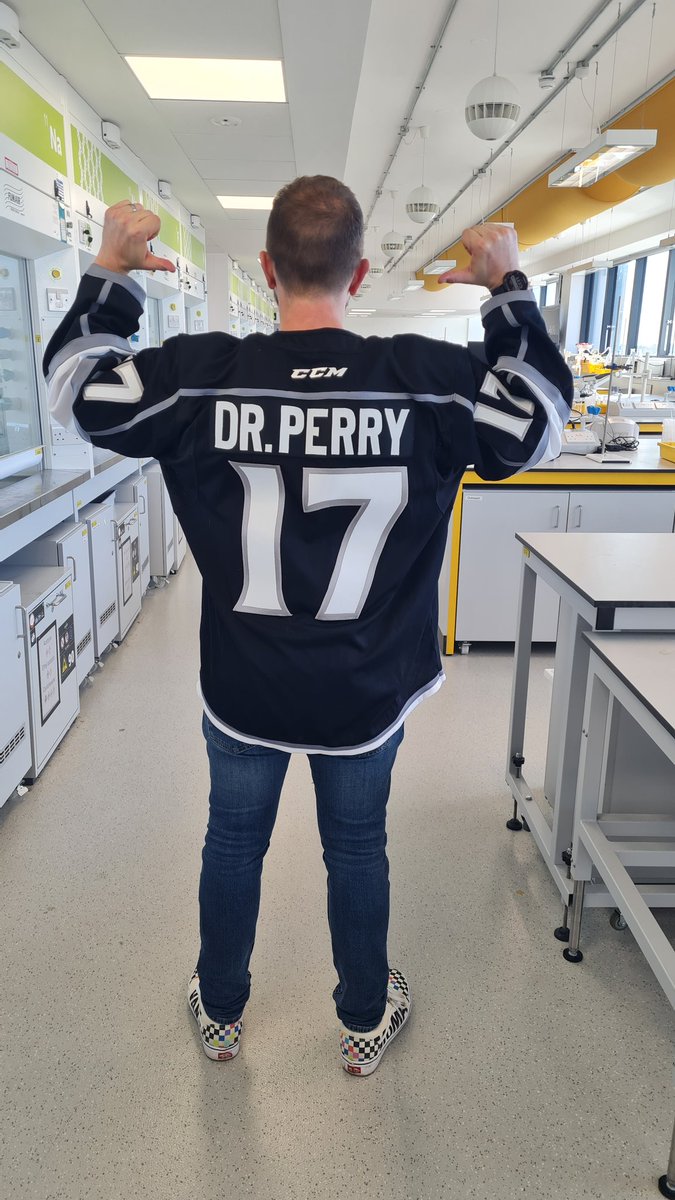 Sam Perry (@perry__sc) on Twitter photo Here we go!! Ready to welcome our new #Chemistry and #ChemicalEngineering undergraduates to teaching labs at the <a href="/unisouthampton/">University of Southampton</a>
<a href="/UoSChem_ChemEng/">UoS Chemistry & Chemical Engineering</a> Here we go!! Ready to welcome our new #Chemistry and #ChemicalEngineering undergraduates to teaching labs at the <a href="/unisouthampton/">University of Southampton</a>
<a href="/UoSChem_ChemEng/">UoS Chemistry & Chemical Engineering</a>