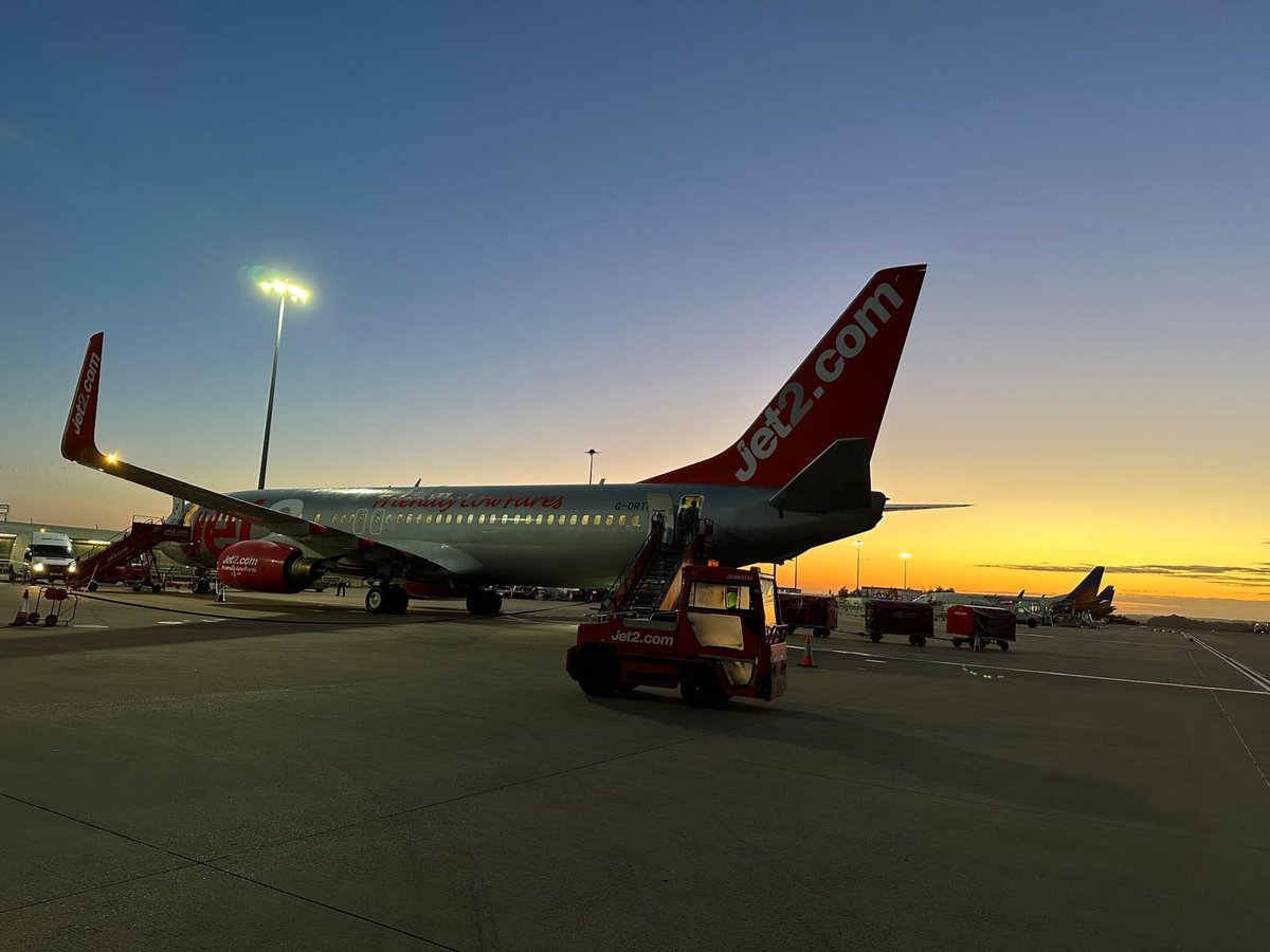 This morning, we proudly waved off the first-ever departure to Agadir with <a href="/jet2tweets/">Jet2tweets</a>! This exciting new route opens up another stunning region of Morocco for the Yorkshire Region!🇲🇦

✈️Flights every Thursday! Book now > jet2.com/en/cheap-fligh…