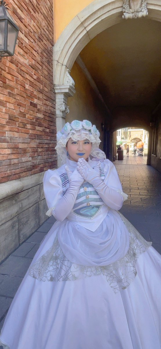 昨日の👰‍♀️👻

📸　<a href="/mol0u0/">もる🎠</a>