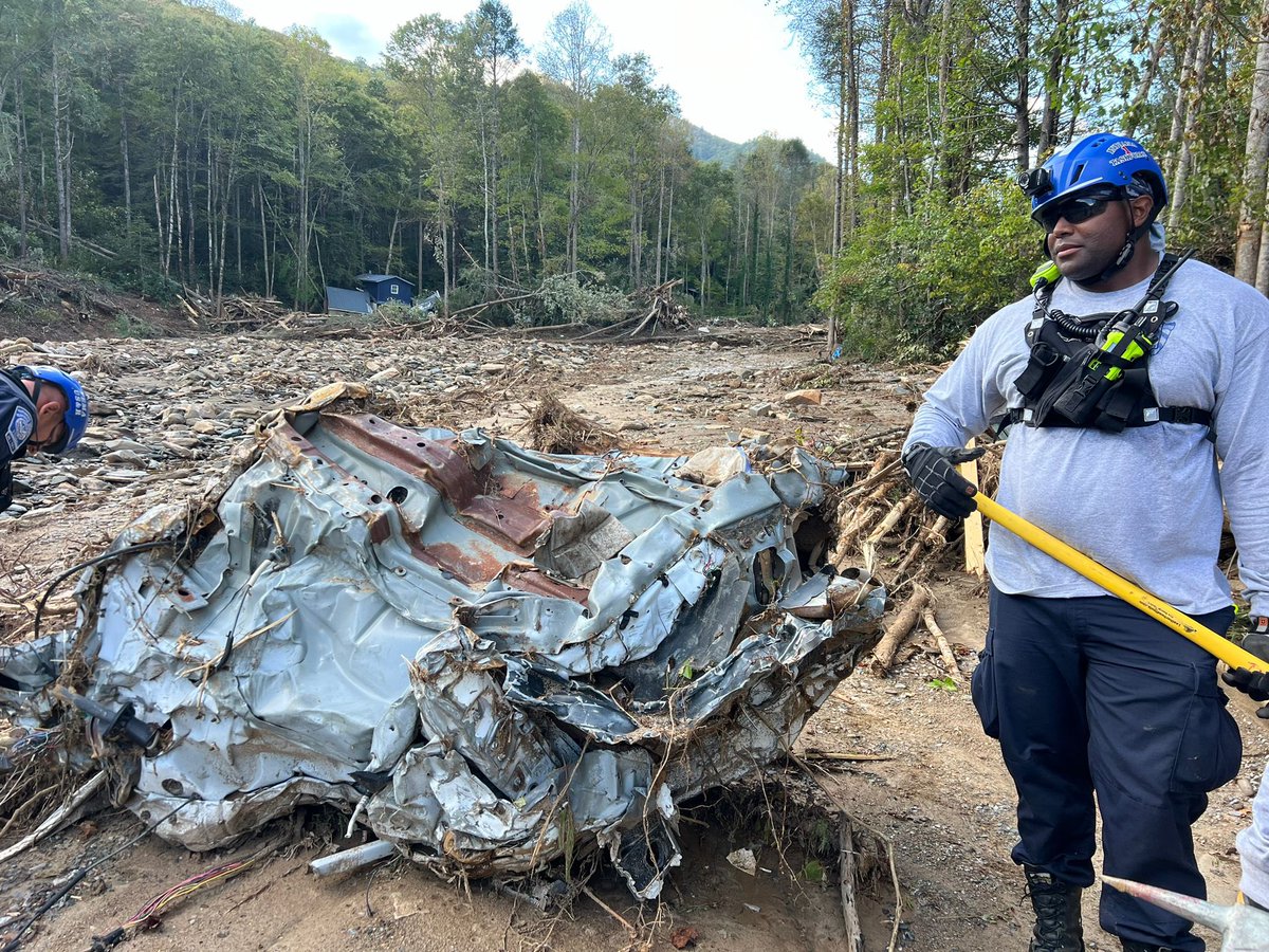 Work continues for Task Force 1 in North Carolina. The team is meticulously searching long debris fields where flood waters raged through the community following #Helene. A multitude of teams from Local, State, and Federal agencies from across the US are engaged in operations.