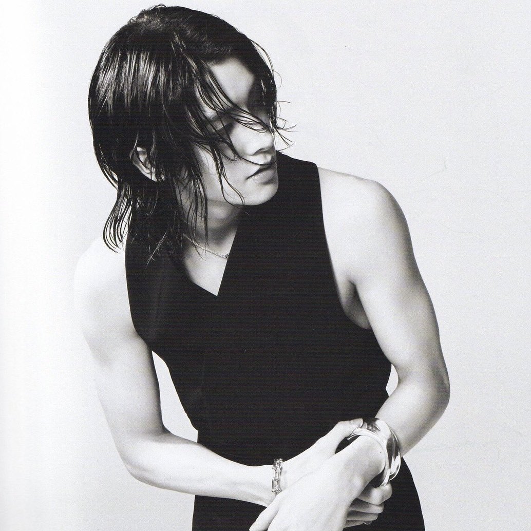 ถึฃได้บอกไงคะว่าพี่เจคแขนกุดเราจะตายกันหมด