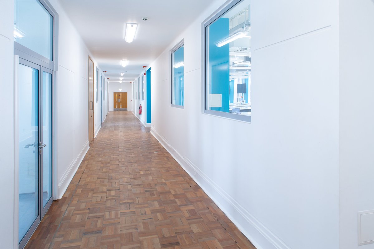 pmpconsultants's tweet image. Last week marked the official opening of Aston Uni’s new £3.3m pharmacy labs!

PMP acted as QS, alongside @BroadwayMalyan  and @InterclassGroup to provide cutting-edge, inclusive facilities for graduate and post-graduate students.

Photo Credit: Interclass