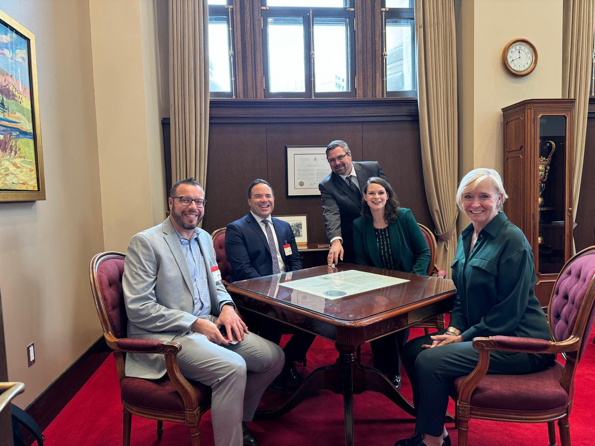 CSBA discussing education and collaboration with federal leaders.