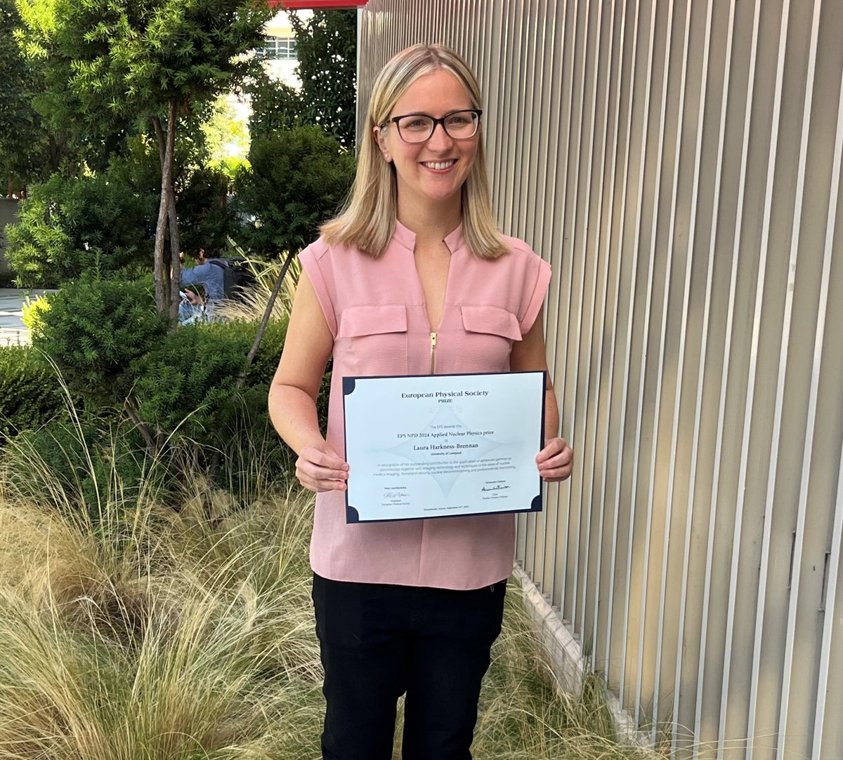 Science and Technology Facilities Council (@stfc_matters) on Twitter photo Congrats to Professor Laura Harkness-Brennan as she receives <a href="/EuroPhysSoc/">European Physical Society (EPS)</a>'s Nuclear Physics Division Prize for Applied Nuclear Physics 👏
Prof Harkness-Brennan leads STFC's Cancer Diagnosis Network+ and studies applications of gamma-ray spectroscopy with STFC funding. Congrats to Professor Laura Harkness-Brennan as she receives <a href="/EuroPhysSoc/">European Physical Society (EPS)</a>'s Nuclear Physics Division Prize for Applied Nuclear Physics 👏
Prof Harkness-Brennan leads STFC's Cancer Diagnosis Network+ and studies applications of gamma-ray spectroscopy with STFC funding.
