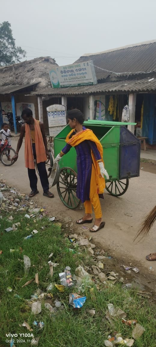 #Swachhata activities conducted on 2nd October in #Ganijang Gram Panchayat of #Bonth Block, #Bhadrak, #Odisha, in the true spirit of #SwachhataHiSeva, which has yielded remarkable results in enhancing rural sanitation and raising awareness among the local population. #SHS2024