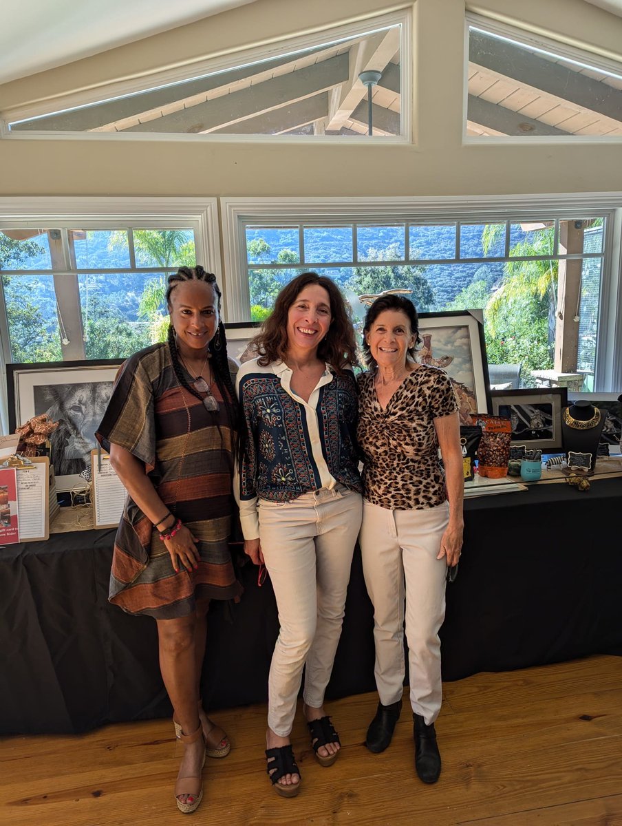 <a href="/MarinoJorgelina/">Jorgelina Marino</a> and Heywot attended a brilliant event with Mission Wildlife in San Diego this week. 

"A wonderful opportunity to talk about #EthiopianWolves and the importance of EWCP's work for #wildlife #conservation in #Ethiopia. Great to see many supporters and friends."