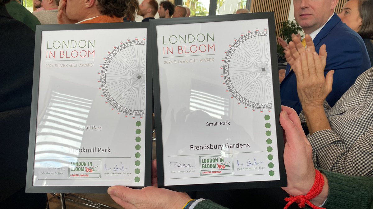 LouiseKrupski's tweet image. So incredibly proud of @LewishamCouncil parks and green spaces smashing it in @LondonInBloomUK. Huge moment for the parks teams, @GlendaleLew, all the hundreds of volunteers and community groups who keep our spaces looking beautiful and bursting with biodiversity. Thank you all!