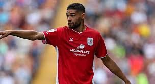 Mrs K-B and our amazing student ambassadors Denzel, Jake and Nysha are at <a href="/CheshireCollSW/">Cheshire College - South & West</a> today for the <a href="/ThePledgeCW/">The Cheshire and Warrington Pledge</a> Careers Fair, promoting our 16-19 football academy, in conjunction with our own <a href="/kelvmellor/">Kelvin Mellor</a> and his Pro33 Academy⚽️ 

pro33academy.co.uk