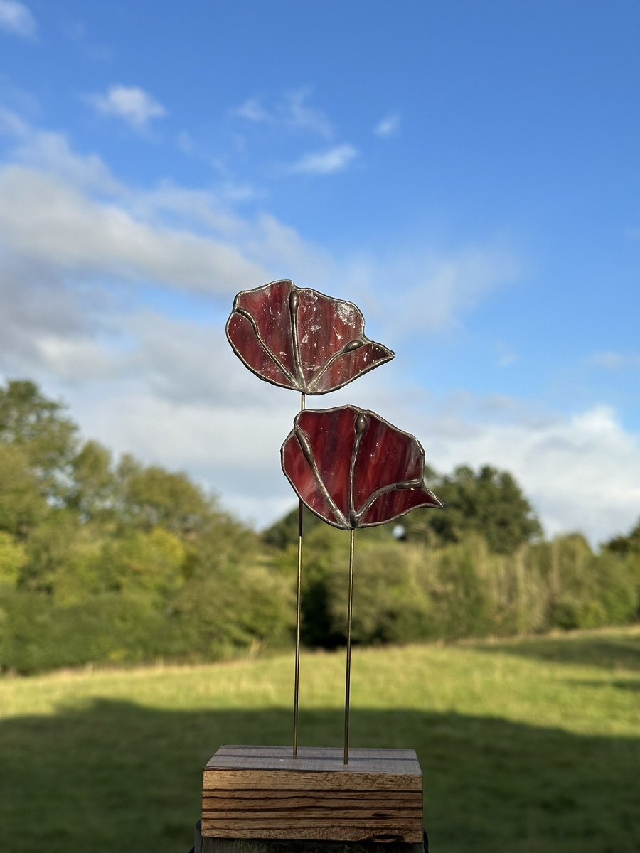 Claire_G73's tweet photo. Getting ready for my market next week #stainedglass #marketlife https://t.co/r8GTqkdDWj