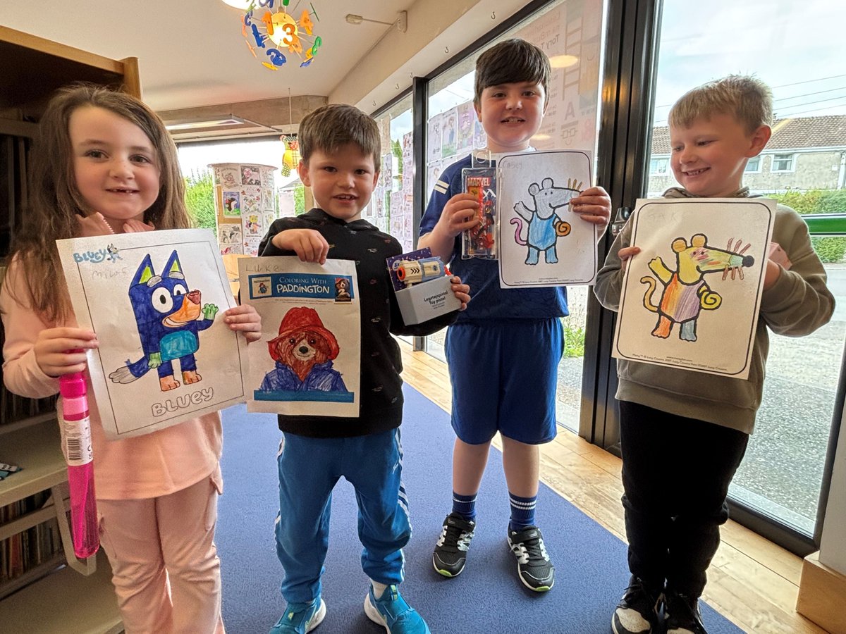 corkcitylibrary's tweet image. Tory Top Library celebrated National Public Libraries Open Day with a book character colouring competition! 
Well done winners Jake, Casey, Luke, and Mila.

Casey and Jake love the Magic Table&apos;s interactive games!

#CorkCityLibraries #ToryTopLibrary #MagicTable