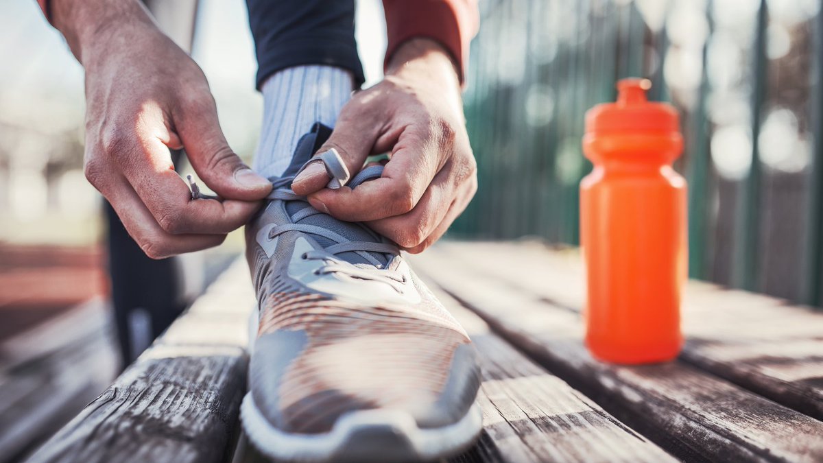 VOGCouncil's tweet photo. Our Healthy Living Team are on a mission to improve physical activity opportunities for adults in the Vale 🚴🎾🏊

To do so, they want to better understand activity levels and what is missing.

Please take five minutes to complete the short survey: https://t.co/aipk6mDHNO https://t.co/KTweBNDKtl