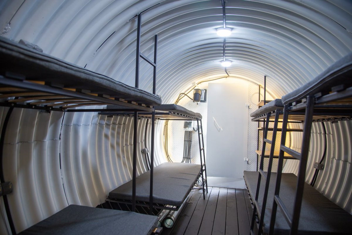 SteelFront_ENG's tweet photo. Rinat Akhmetov's Steel Front provided a new underground command post to the "Kara-Dag" brigade in Donetsk. This fortified facility can withstand artillery strikes and was made at the military's request.
#SteelFront #UkraineWar #MilitaryInnovations https://t.co/rc2isr30Ye