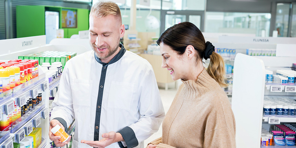 Itsehoitolääkkeiden myyntikanavia arvioitaessa tulee ottaa huomioon lääkitysturvallisuus, asiakkaiden tarve lääkeneuvontaan ja apteekkitalous kokonaisuudessaan. Muutoksia kaipaa erityisesti apteekkivero, joka vääristää kilpailua ja nostaa lääkkeiden kuluttajahintoja.