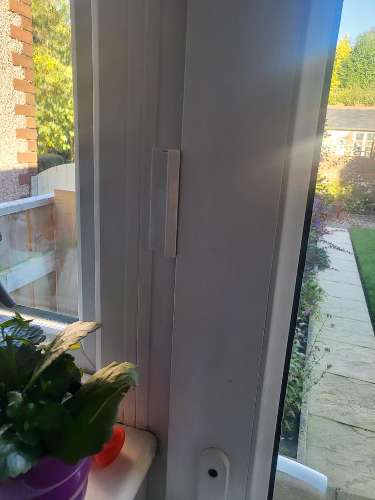 A Smart alarm installed this morning in a house in Lowfell. A neat tidy installation 😊  <a href="/OrisecLtd/">Orisec</a>