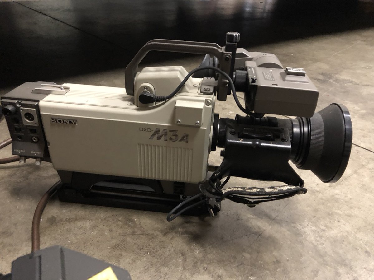 中継車販売の有限会社ビビッド tweet media