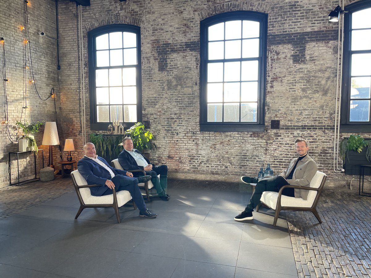 Vandaag filmopnamen voor het Ondernemersplein bij de WOS. Thema bedrijfsovername. Uitzending binnenkort bij de WOS!