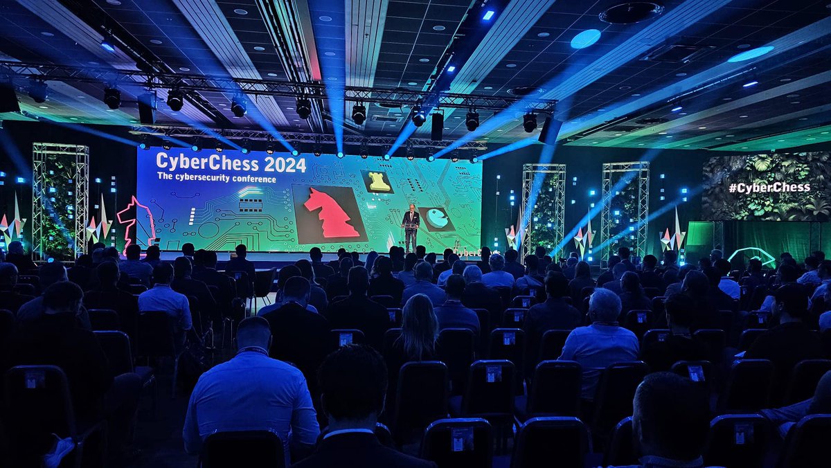 HORTUSDigital's tweet image. Kibertelpai nav robežu un ar to saistītie jautājumi kļuvuši par neatņemamu mūsdienu digitālās pasaules sastāvdaļu.

To nozīme ir īpaši alktuāla Latvijā, tāpēc arī mēs, HORTUS Digital, esam šeit, nozīmīgākajā kiberdrošības konferencē Baltijā “CyberChess 2024”.
#CyberChess