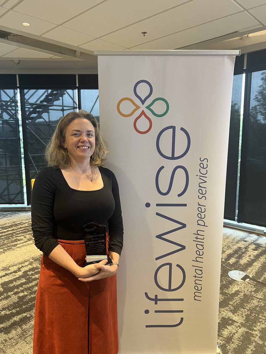 Beth Beattie, PASS teacher at <a href="/bjhsaxons/">Beaconsfield Jr.High</a>, honoured last night by <a href="/LifewiseNL/">Lifewise</a> with the James Fardy award for outstanding dedication to reducing stigma &amp; advocating for youth facing mental health &amp;  addictions issues in the community. 🎉
<a href="/NLSchoolsCA/">NLSchools</a> <a href="/NLTeachersAssoc/">NLTA</a>
<a href="/bettybeattie/">Beth Beattie</a>