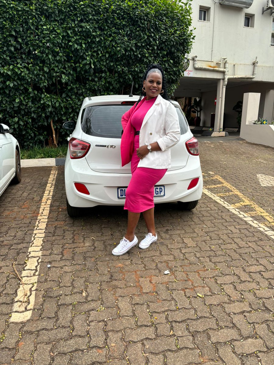MphaphuliMadza1's tweet photo. Mosadi stay exquisite and love yourself enough 🩷🩷😘😘 https://t.co/pHZ4KOpiKG