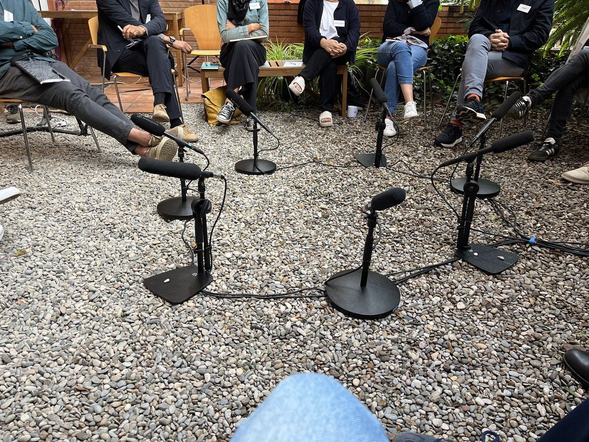 A very productive morning talking about therapeutic gardens and the impact of nature in healthcare architecture. Thanks #Ahead for the invite!