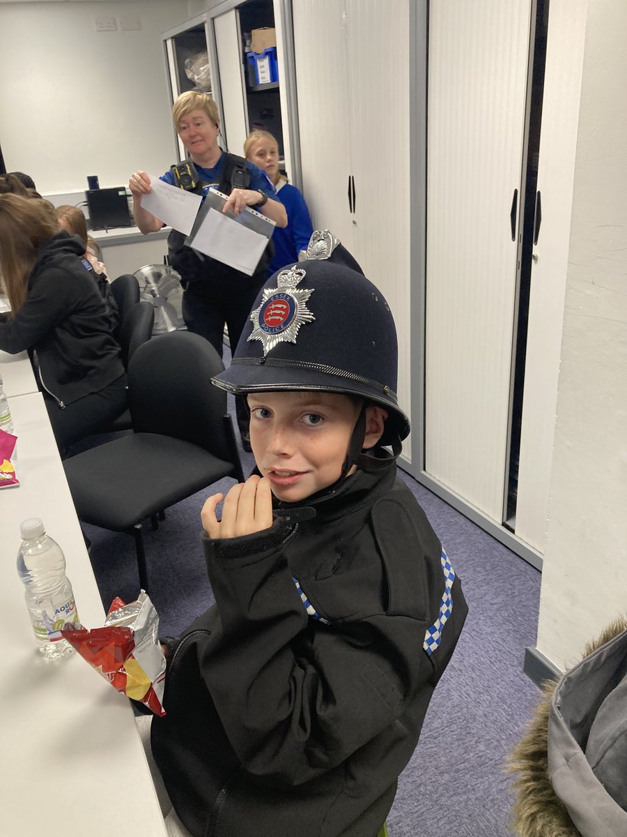 Turning Tides Team (@turning_tides) on Twitter photo Fantastic visit to Southend Police Station where our Woodgrange TTT’s had the chance to see exactly how the station works and get to see areas they normally wouldn’t <a href="/BBCCiN/">BBC Children in Need</a> <a href="/EssexPoliceUK/">Essex Police</a> Fantastic visit to Southend Police Station where our Woodgrange TTT’s had the chance to see exactly how the station works and get to see areas they normally wouldn’t <a href="/BBCCiN/">BBC Children in Need</a> <a href="/EssexPoliceUK/">Essex Police</a>