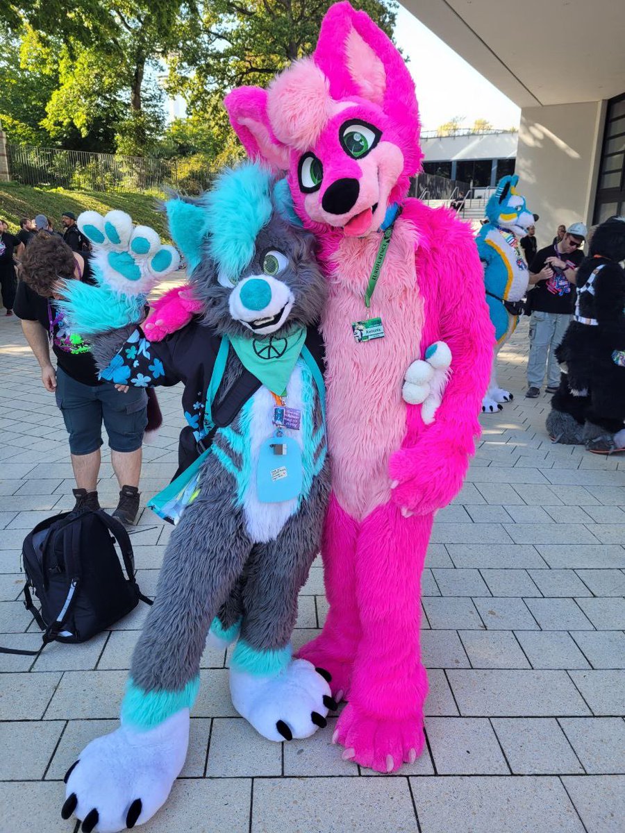 Night Flash 🏳️‍🌈 tweet media