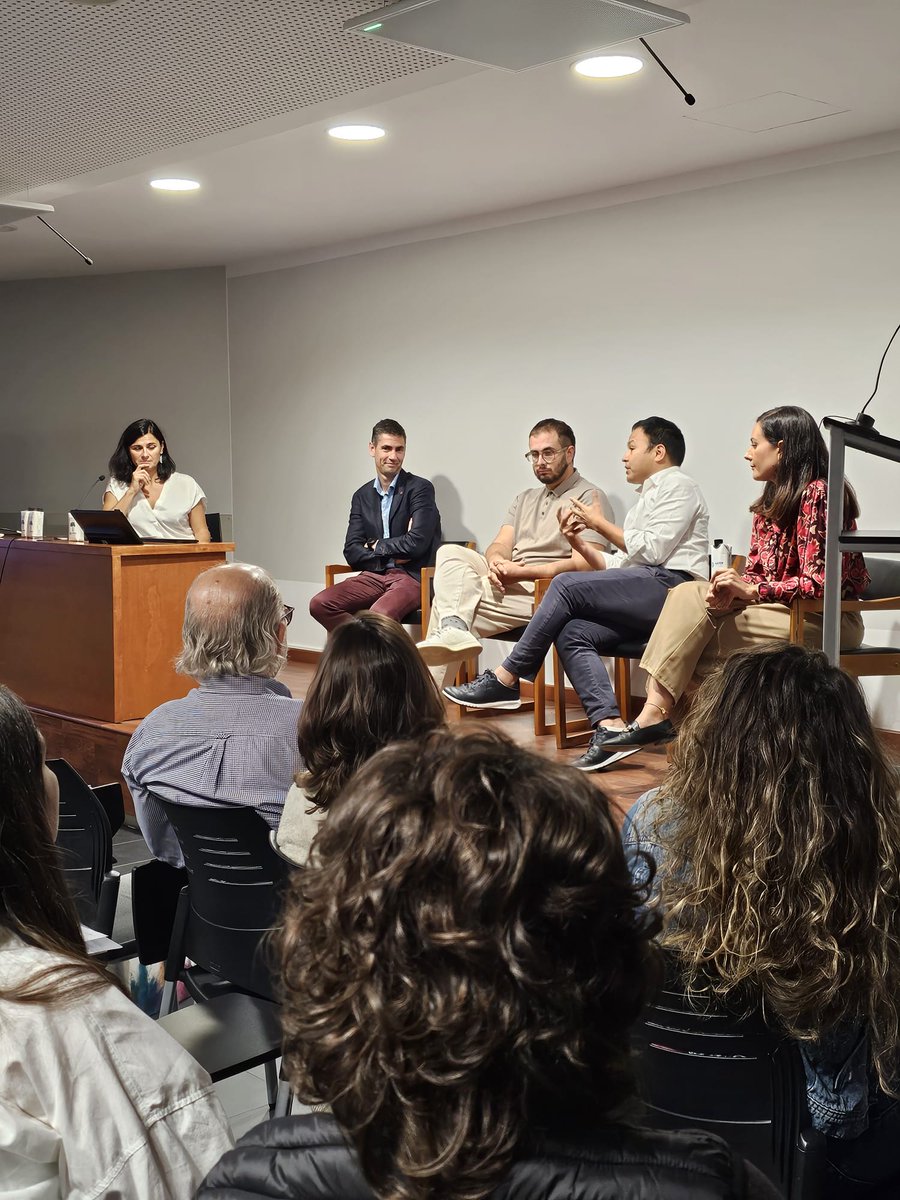 scienhub_org's tweet image. Durant la segona sessió, hem debatut sobre l'impacte del #VPH més enllà de la patologia cervical.

Les intervencions dels Drs. @BorisRevollo, Javier Corral, David Virós i Sonia Sánchez han estat claus per entendre els reptes actuals en el cribratge anal i el càncer de cap i coll.