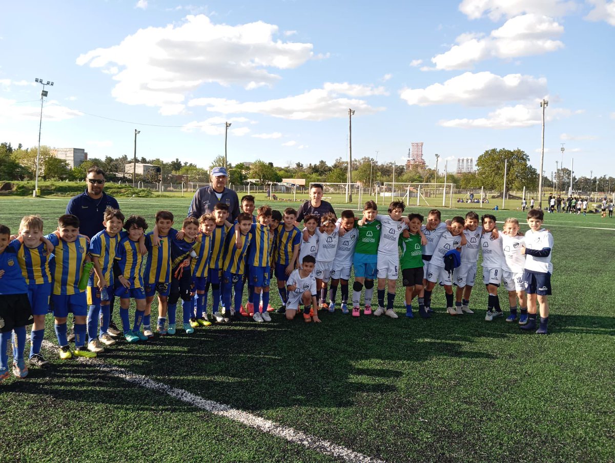 ⚽️ ¡Una vez más, siendo sede del Torneo <a href="/Formativo_AFA/">Infanto Juvenil AFA</a> de AFA! El campeonato “Bicampeones de América” categoría 2015 se juega en El Bosquecito.

¡Estamos felices de recibirlos <a href="/EvertonLaPlata_/">Club Everton La Plata</a>, <a href="/qacoficial/">Quilmes A.C.</a>, @Defe_Glew, <a href="/EdelpFutbol/">Estudiantes Fútbol Amateur</a>, <a href="/CAVSCoficial/">Club Atlético Villa San Carlos</a>! 🤝🏻🙌🏻