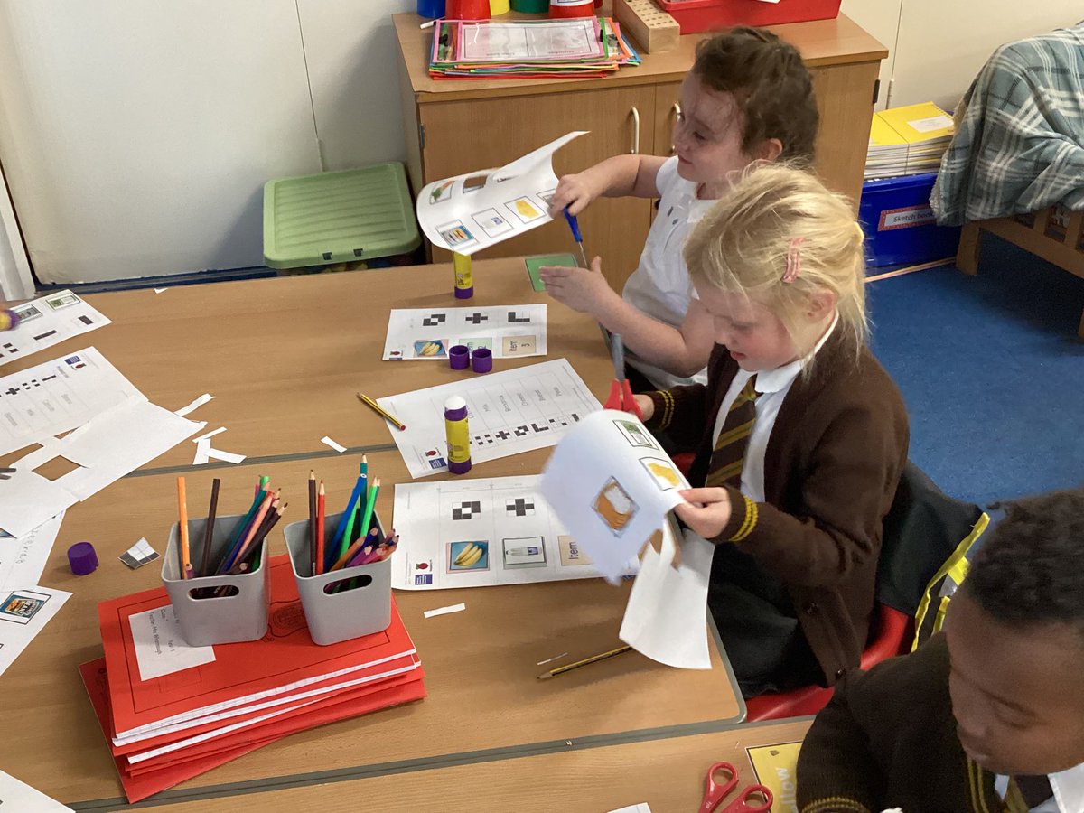 2StHerberts's tweet image. Yesterday in IT, we learnt about barcodes and how they work. #stherbertscomputing