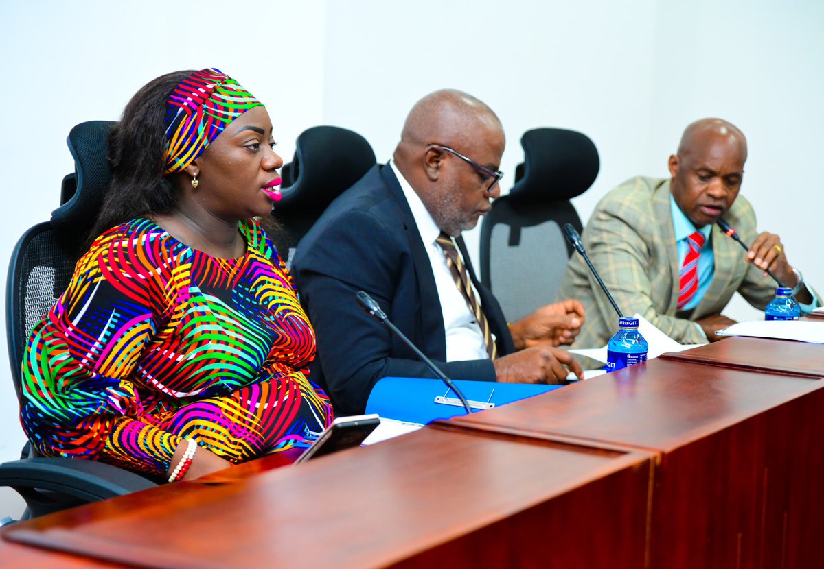 DrAlfredMutua's tweet image. 𝐀𝐏𝐏𝐄𝐀𝐑𝐈𝐍𝐆 𝐁𝐄𝐅𝐎𝐑𝐄 𝐓𝐇𝐄 𝐒𝐄𝐍𝐀𝐓𝐄 𝐂𝐎𝐌𝐌𝐈𝐓𝐓𝐄𝐄 𝐎𝐍 𝐋𝐀𝐁𝐎𝐔𝐑 𝐀𝐍𝐃 𝐒𝐎𝐂𝐈𝐀𝐋 𝐏𝐑𝐎𝐓𝐄𝐂𝐓𝐈𝐎𝐍

I strongly condemn 𝙁𝙞𝙧𝙨𝙩 𝘾𝙝𝙤𝙞𝙘𝙚 𝙍𝙚𝙘𝙧𝙪𝙞𝙩𝙢𝙚𝙣𝙩 𝙖𝙣𝙙 𝘾𝙤𝙣𝙨𝙪𝙡𝙩𝙖𝙣𝙘𝙮 𝘼𝙜𝙚𝙣𝙘𝙮 𝙇𝙞𝙢𝙞𝙩𝙚𝙙 for defying its…