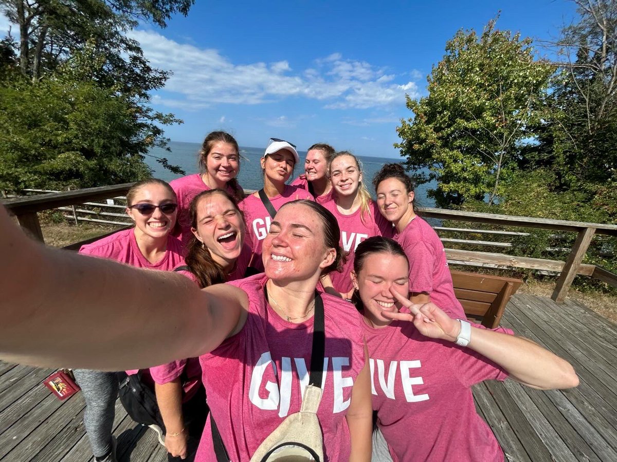 guwsoc_814's tweet photo. With no games this week, our team got to make an impact at the Benedictine Sisters of Erie - Glinodo Center helping to remove invasive plants, and seeding the pollinator meadow! 

Taking care of business on and off the field💪🏼⚔️

#uKnighted #GIVEDAY https://t.co/xY5idqveoz