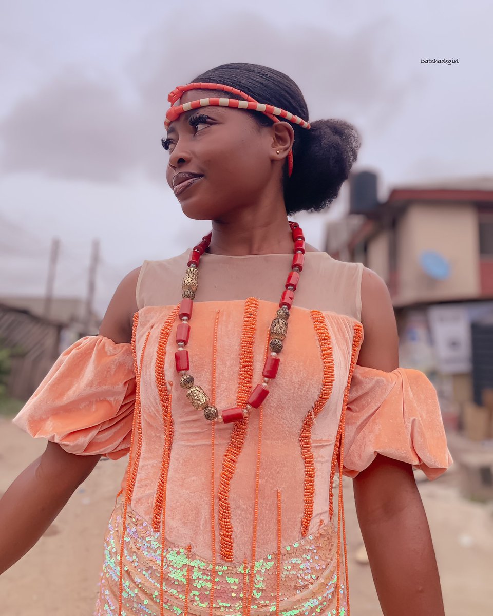 FasholaImo98705's tweet photo. Asampete - Beautiful woman

Igbo ladies too fine abeg ❤️❤️❤️ https://t.co/xmzxBlGeHV