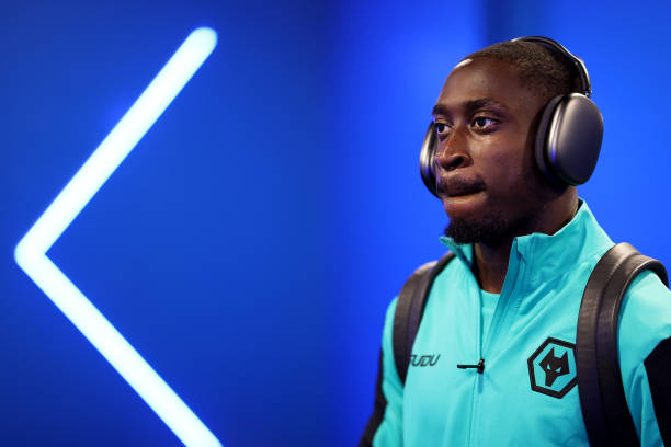 Carlos Forbs mocht vandaag geen minuten maken voor Wolves dat met 3-1 verloor van Aston Villa.
0/10 basisplaatsen voor verplichte koopoptie.

#ajax