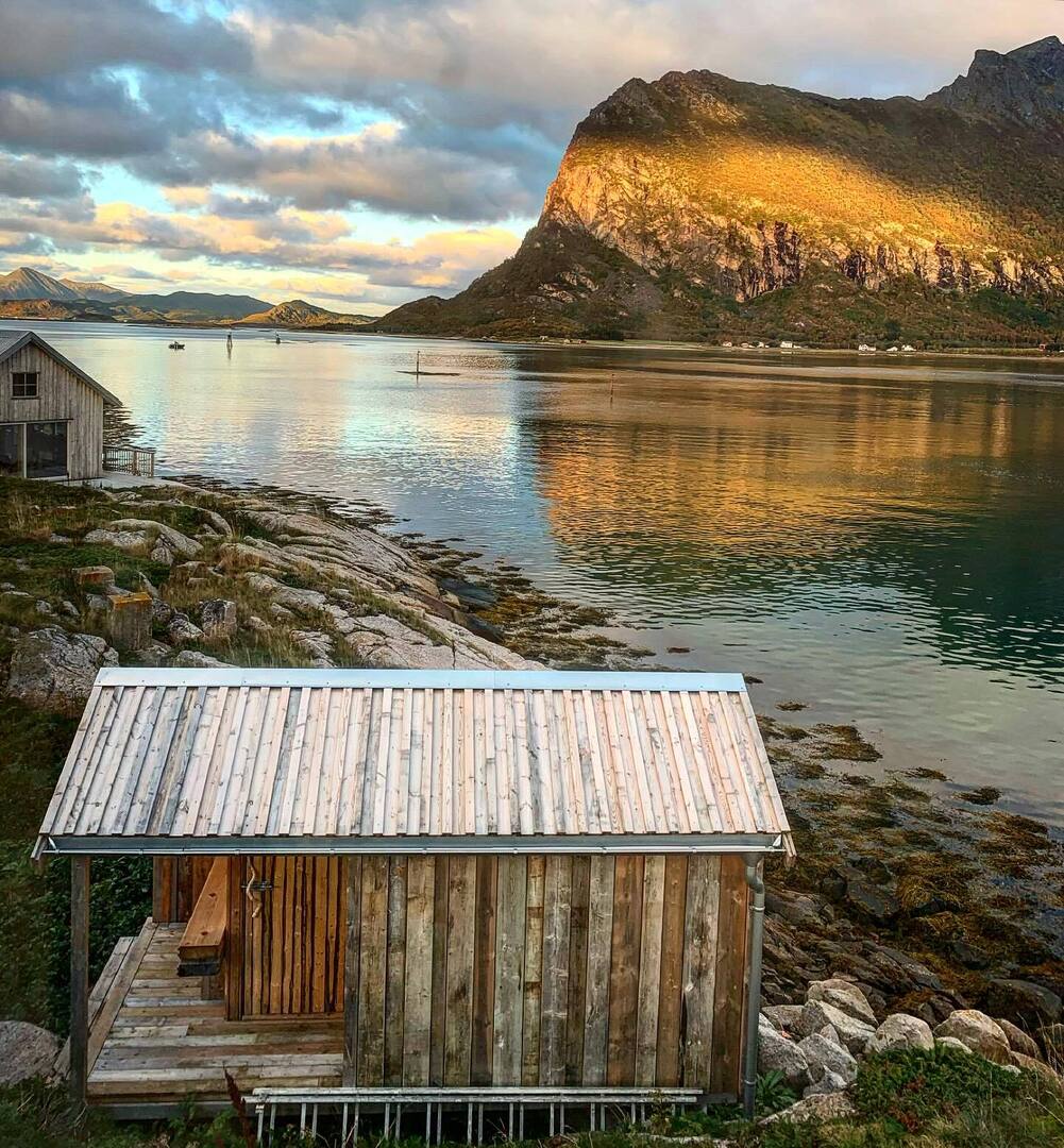 efdImages's tweet image. A tank with a view. instagr.am/p/DAL3ivKvsXj/