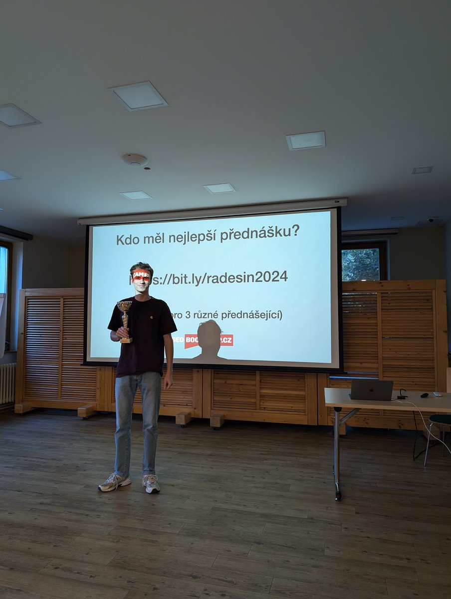 Nejlepší přednáška SEOBootcamp CZ drtivě <a href="/delamseo/">Lukáš Kostka</a>!