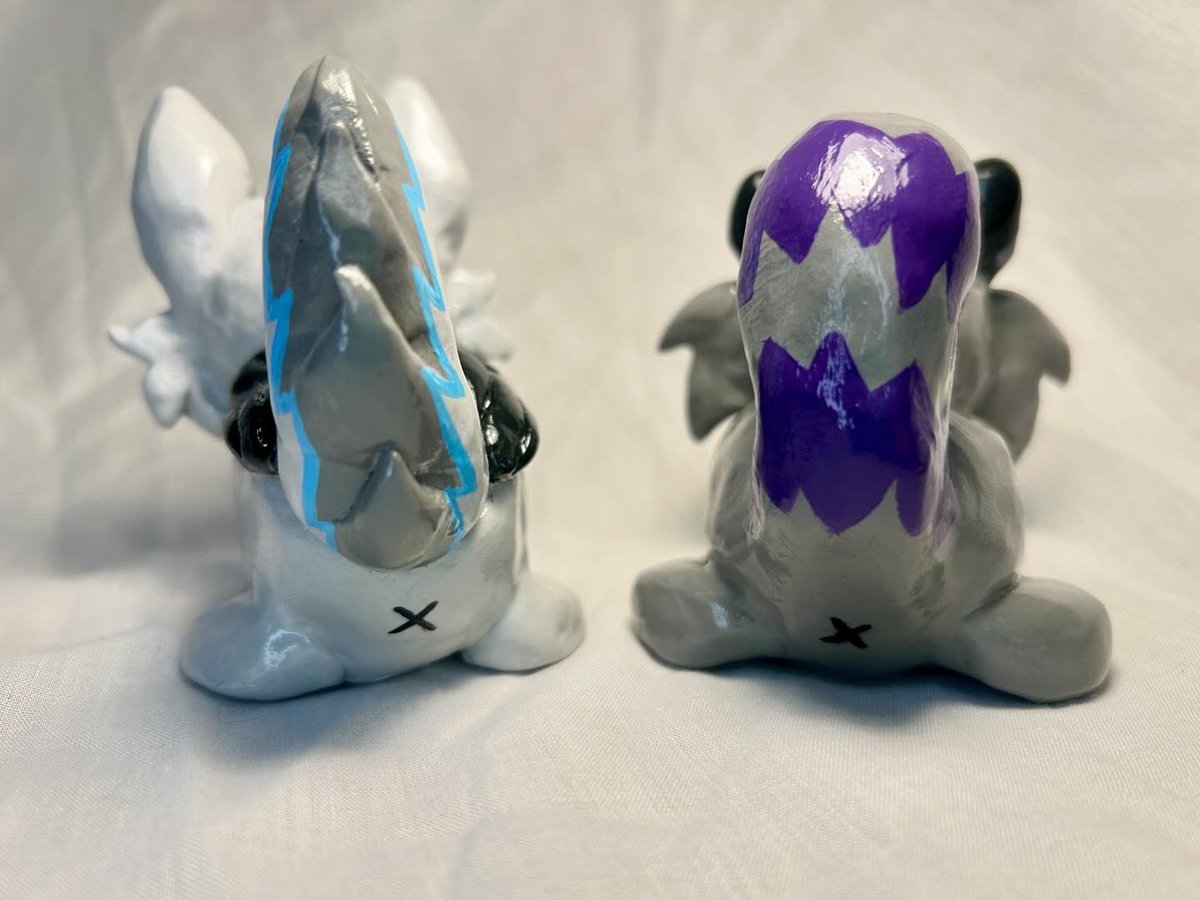 icepaw2121's tweet photo. I made me and fiancés sonas into little guys 💕 I’m opening these for commissions for 50! If you’re interested DM me!! #commissionsopen #furryart #clayfigure #polymerclay #sculpey https://t.co/8U27xcmPsz