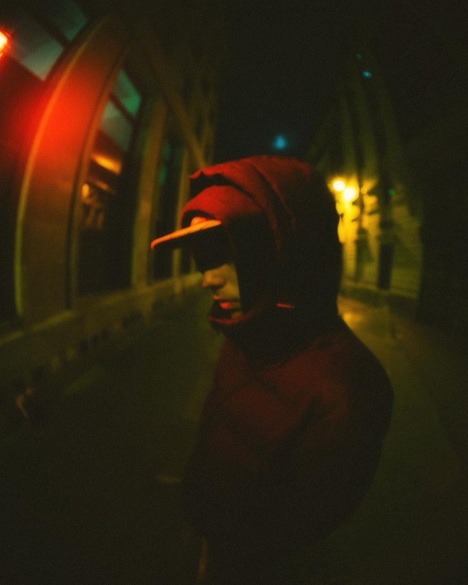 Le natif d’Argenteuil a encore frappé

Tisma a dévoilé son EP "HAPPY DAYZ", un projet qui se distingue par son style singulier, combinant nonchalance, DA complète, un sens aigu de la rime, et des instrus de grande qualité composé par <a href="/ChroniquesSales/">Les Chroniques Sales</a> &amp; Truckthomas

<a href="/TISMA_SSE/">TISMA</a>