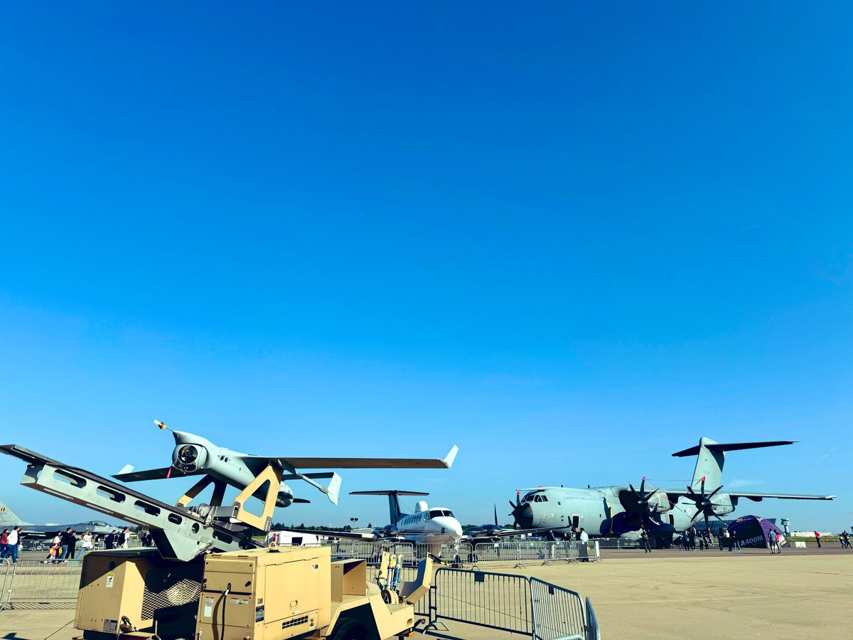 tamasivankovacs's tweet photo. It was my great honor representing #Hungary 🇭🇺 at the #Luxembourg #Defence @Defense_lu Open Air Days 2024 at @luxairport, attended by Minister @Yuriko_Backes & #CHOD General #Thull ➡️ fascinating presentation of the #civilian & #military #air #fleet of Luxembourg, including the #Melsbroek-based @AirbusDefence A400M, the #MRTT, an F-16, @AirbusHeli A145M & others. ✈️🇱🇺