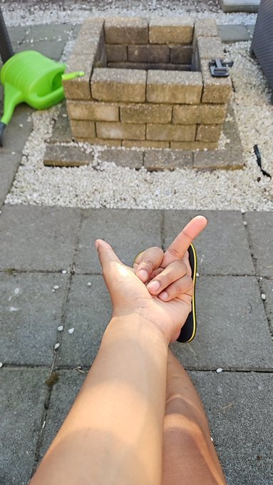 Feeling the sunshine on my skin and flipping off any bad vibes 🌞✌️ #GoodVibesOnly #FeelingMyself #Bold<a href="/tag/goodvibesonly"class="tags"><span>#goodvibesonly</span></a><a href="/tag/bold"class="tags"><span>#bold</span></a><a href="/tag/feelingmyself"class="tags"><span>#feelingmyself</span></a>