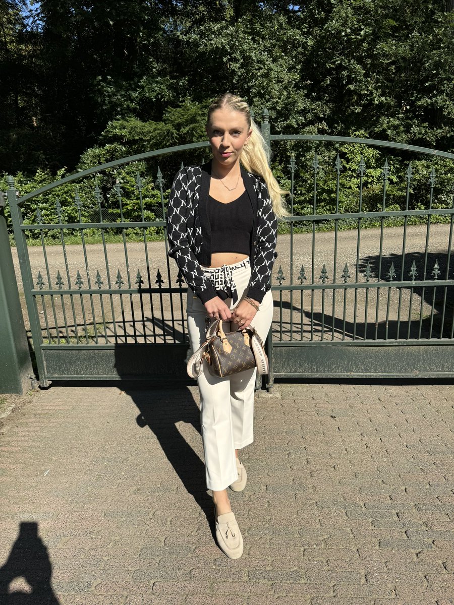 Findom Goddess 💸 tweet media