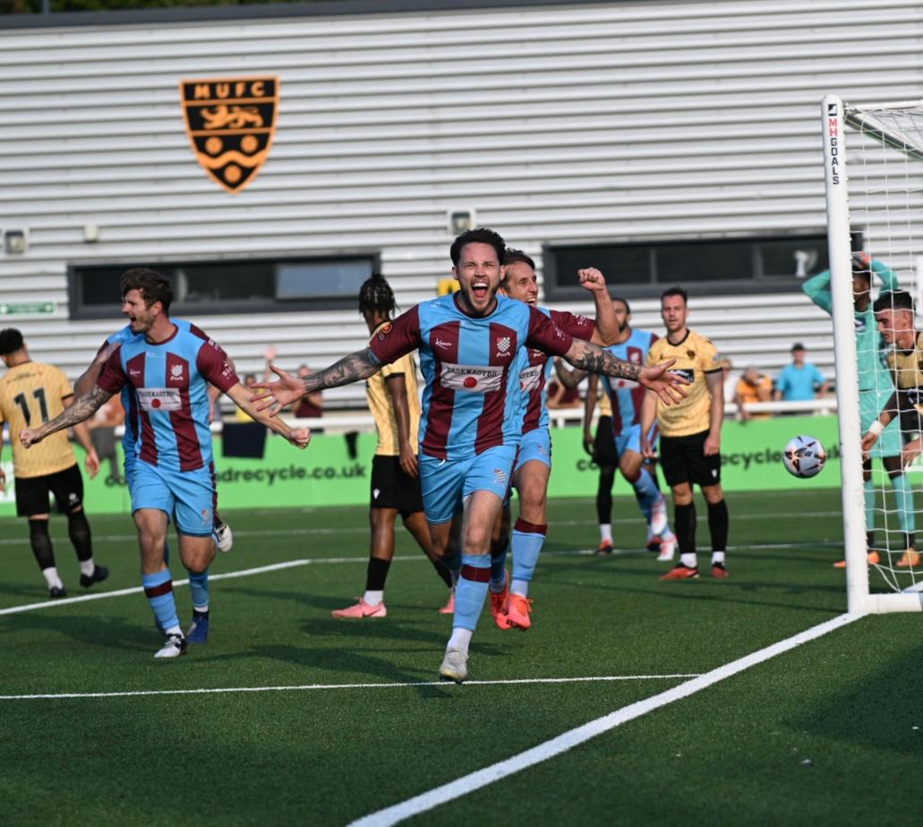 Chesham United FC (@cheshamutdfc) on Twitter photo Every minute counts from 1' to 90+5'
<a href="/JoeGrant14/">J o e y G r a n t</a> with the final touch of the game to level it up and earn the Generals a well deserved point on the road Every minute counts from 1' to 90+5'
<a href="/JoeGrant14/">J o e y G r a n t</a> with the final touch of the game to level it up and earn the Generals a well deserved point on the road